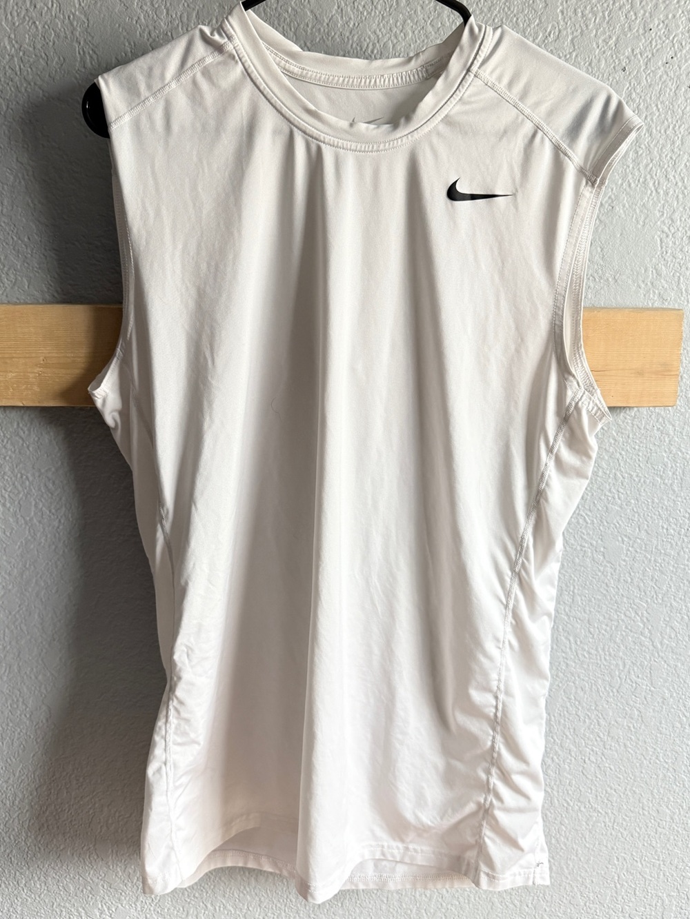 NIKE Pro Dri-FIT Sleeveless Shirt Men’s Large White Tank Top Gym Workout Running